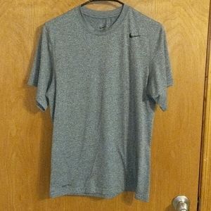 Men's Dri Fit Nike shirt
